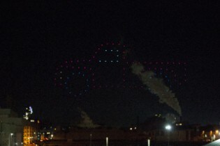 Rouge 100 Drone Show: F-150